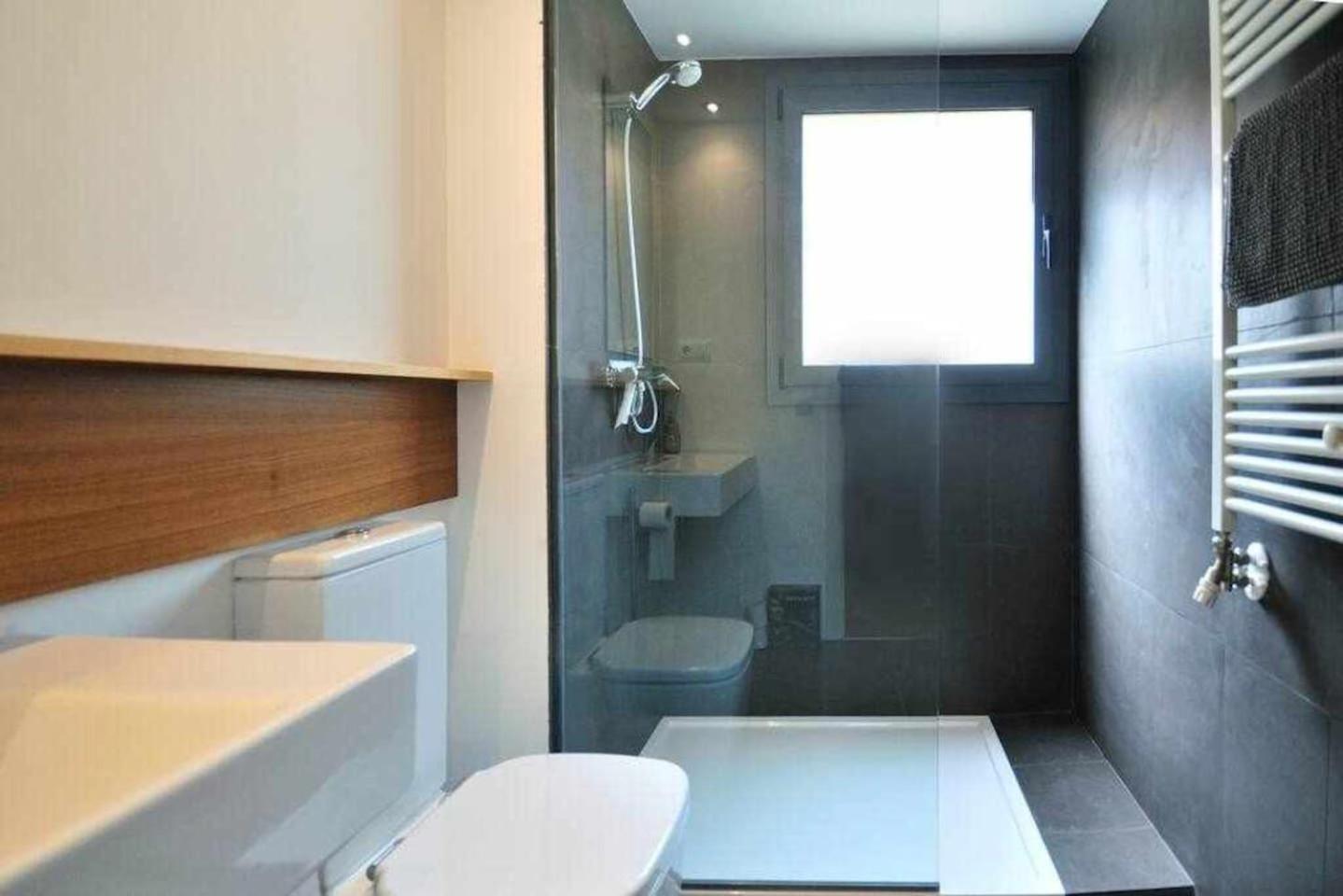 Stunning Apartment W Amazing Views In Gerona Exterior foto